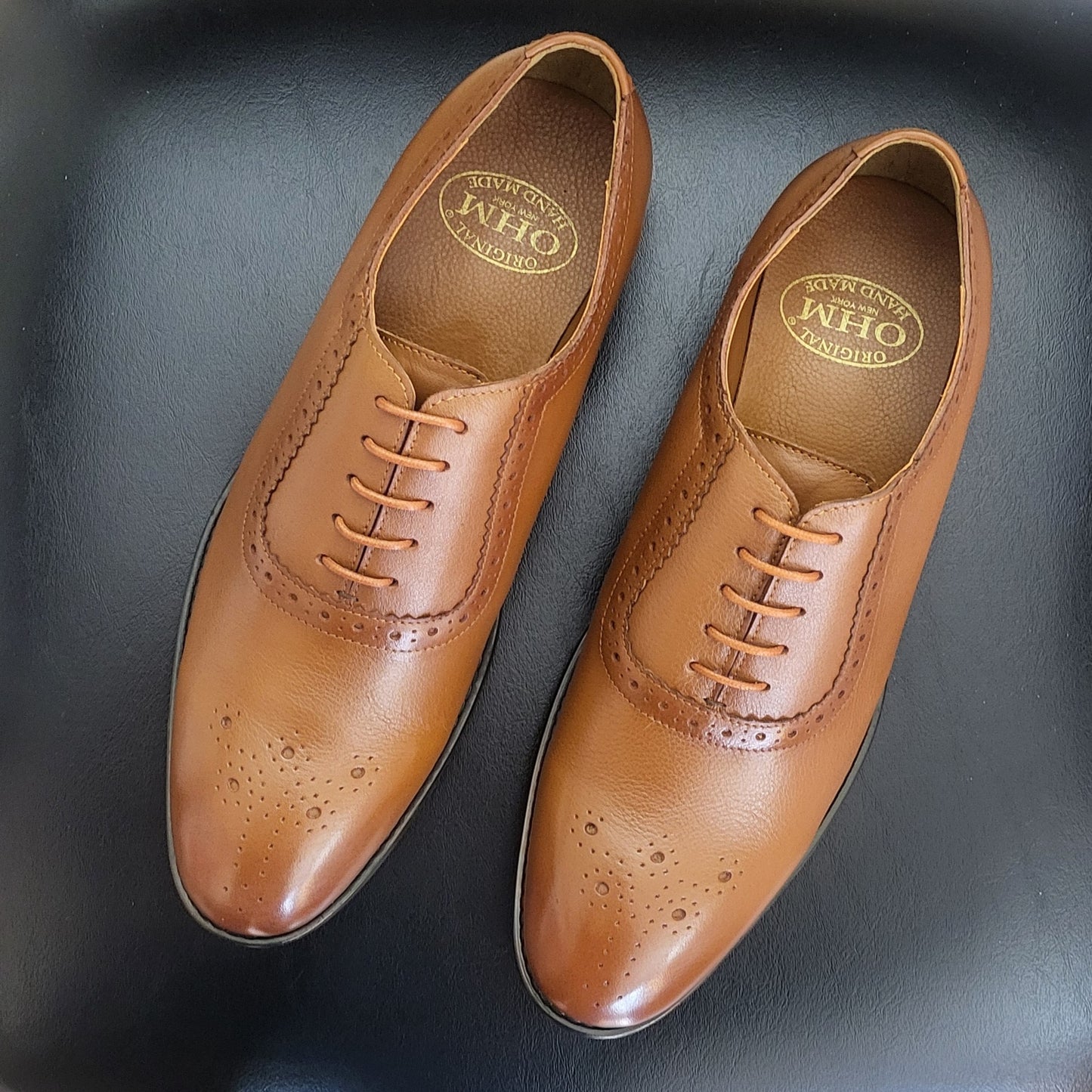 OHM New York Oxford Medallion Toe Leather Shoe